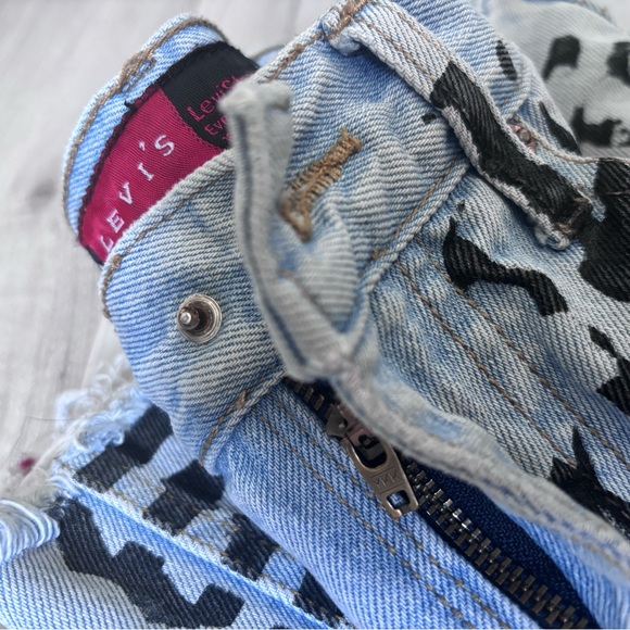 Custom levi’s jeans - Picture 3 of 4